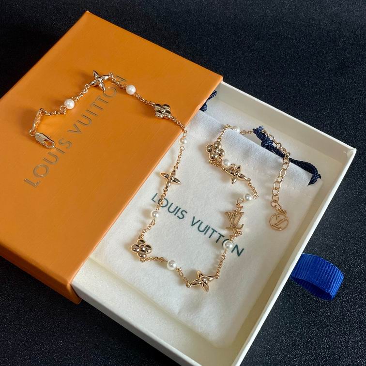 LV Necklace 12lyh712